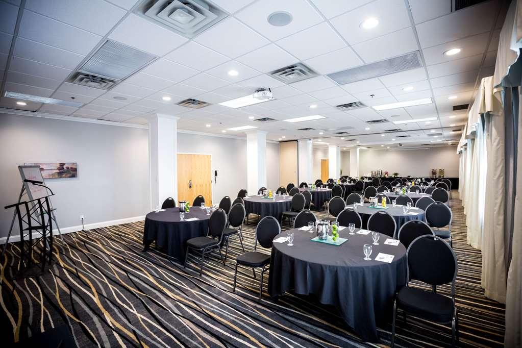 Cambridge Hotel And Conference Centre Faciliteter billede